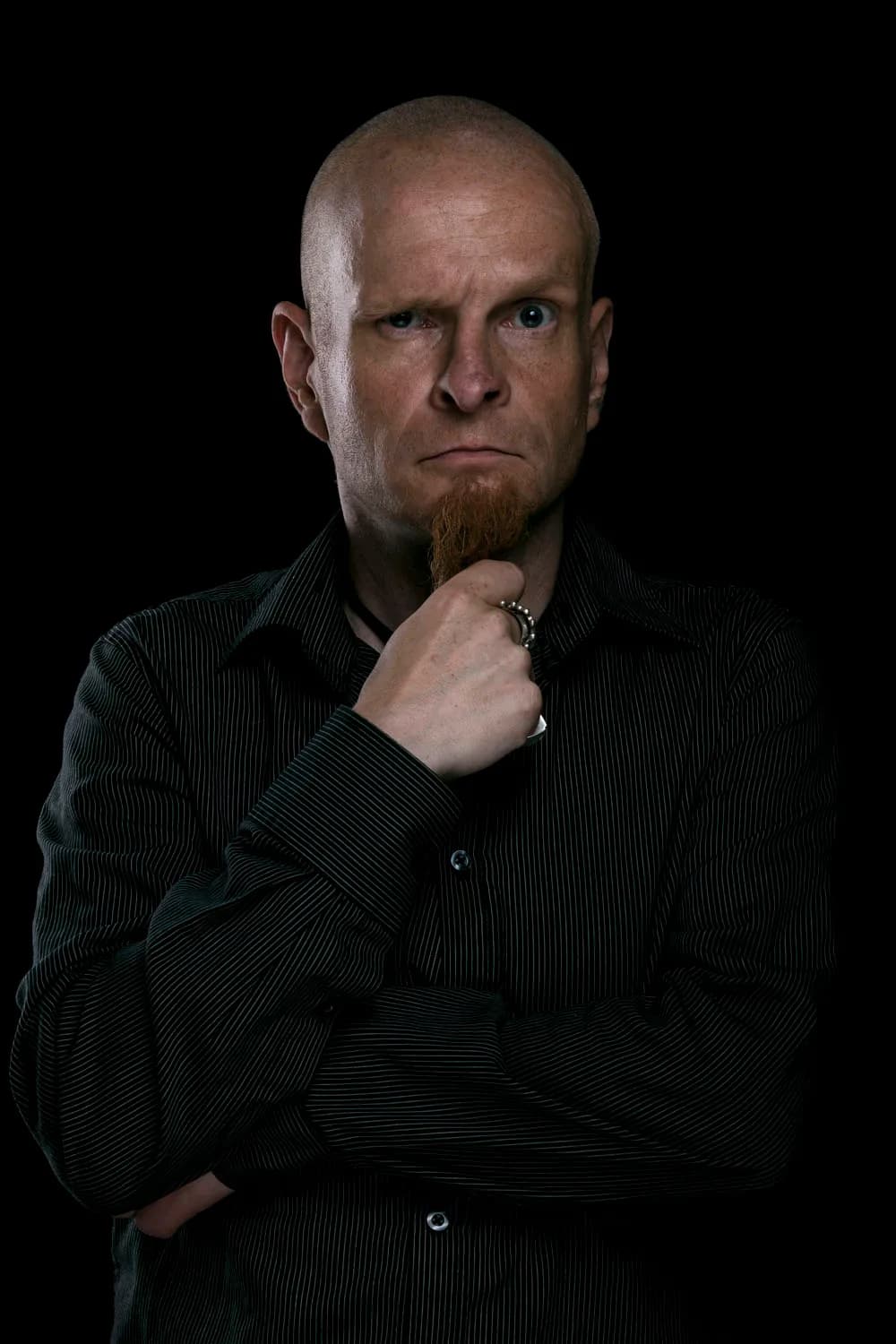 Vīriešu portretu fotosesija Rīgas studijā, 7. foto